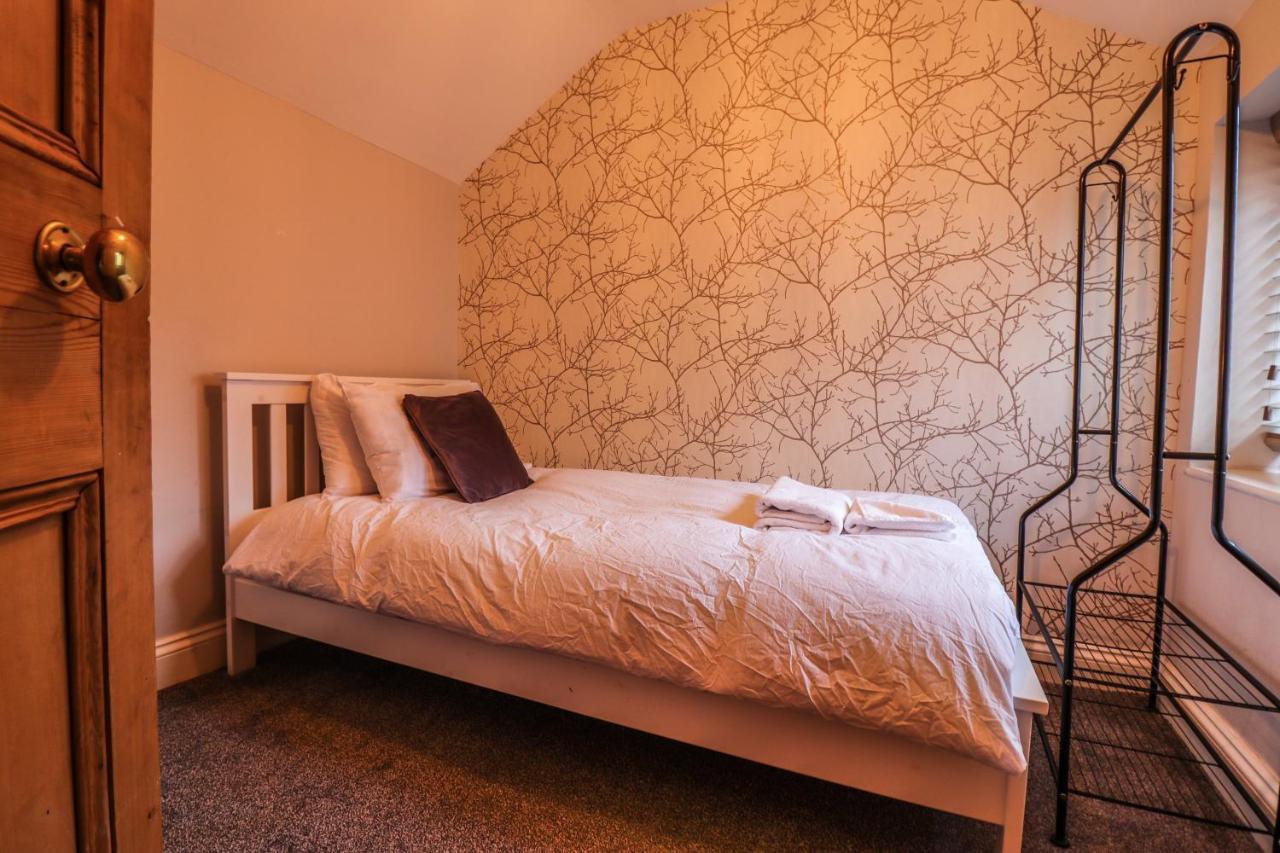 Cottages In Derbyshire - Riverside Cottage Duffield Экстерьер фото